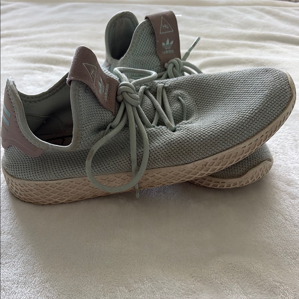 Adidas Pharrell Tennis Hu